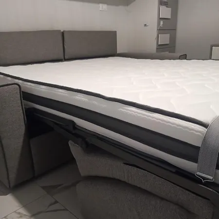 Lejlighed Wh-maison Du Soleil-attico Monolocale Con Parcheggio Gratuito E Grande Terrazza - A 5 Minuti Dal Centro - Wifi