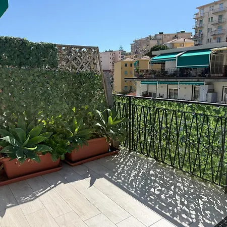 Wh-maison Du Soleil-attico Monolocale Con Parcheggio Gratuito E Grande Terrazza - A 5 Minuti Dal Centro - Wifi Апартаменты *