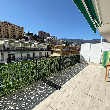 Wh-maison Du Soleil-attico Monolocale Con Parcheggio Gratuito E Grande Terrazza - A 5 Minuti Dal Centro - Wifi * Sanremo
