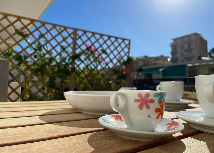 Wh Tommy- Attico Monolocale Con Parcheggio Gratuito E Grande Terrazza - A 5 Minuti Dal Centro - Wifi