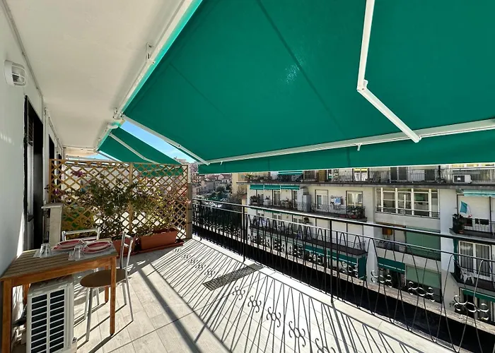 Wh Tommy- Attico Monolocale Con Parcheggio Gratuito E Grande Terrazza - A 5 Minuti Dal Centro - Wifi Lejlighed *