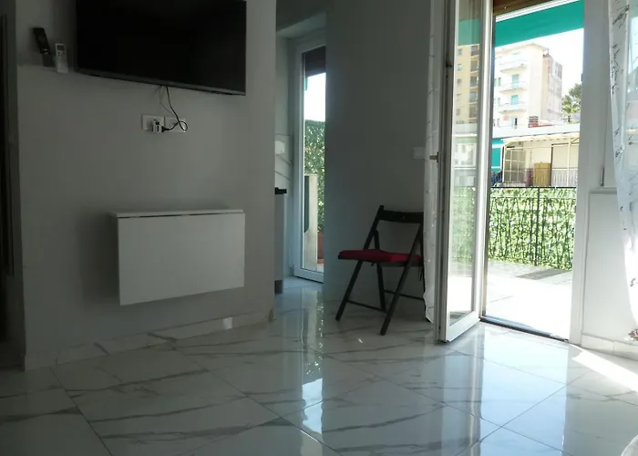 Wh Tommy- Attico Monolocale Con Parcheggio Gratuito E Grande Terrazza - A 5 Minuti Dal Centro - Wifi Lejlighed Sanremo