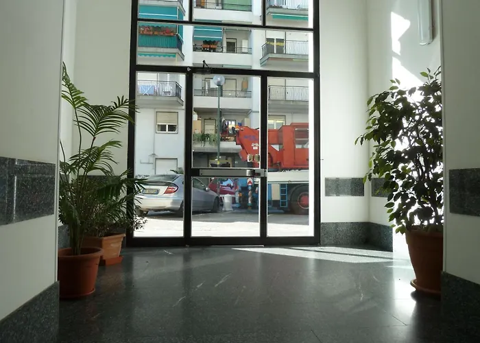 Lejlighed Wh Tommy- Attico Monolocale Con Parcheggio Gratuito E Grande Terrazza - A 5 Minuti Dal Centro - Wifi