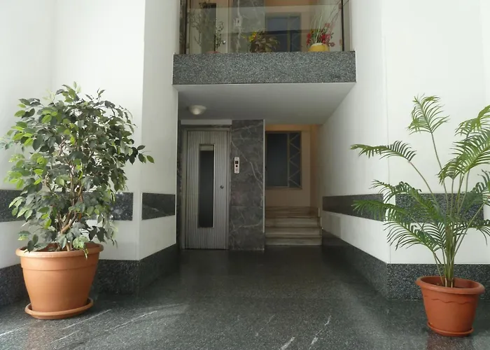 Wh Tommy- Attico Monolocale Con Parcheggio Gratuito E Grande Terrazza - A 5 Minuti Dal Centro - Wifi Sanremo